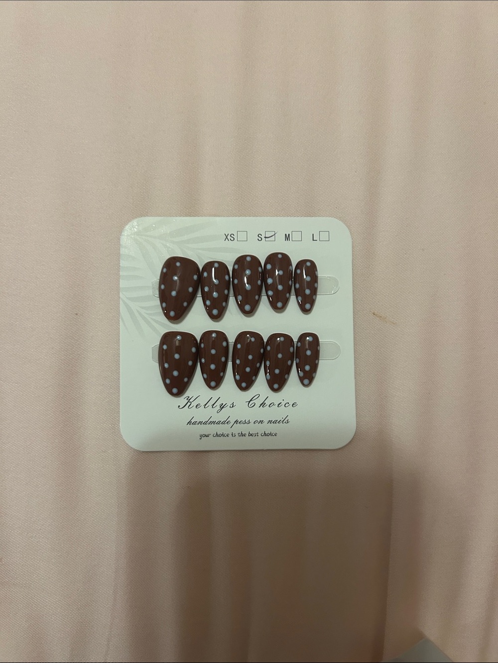 Kellys Choice Brown Polka Dot Press-On Nail Set